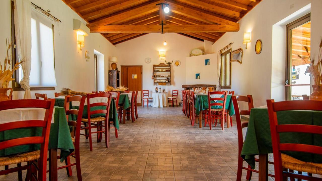 Agriturismo Carrucana Martis Eksteriør billede
